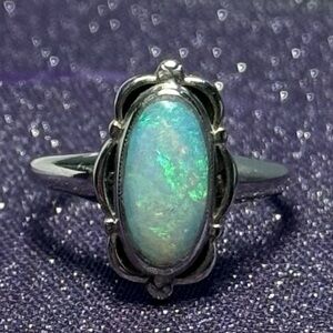 10k White Gold Natural Opal Ring